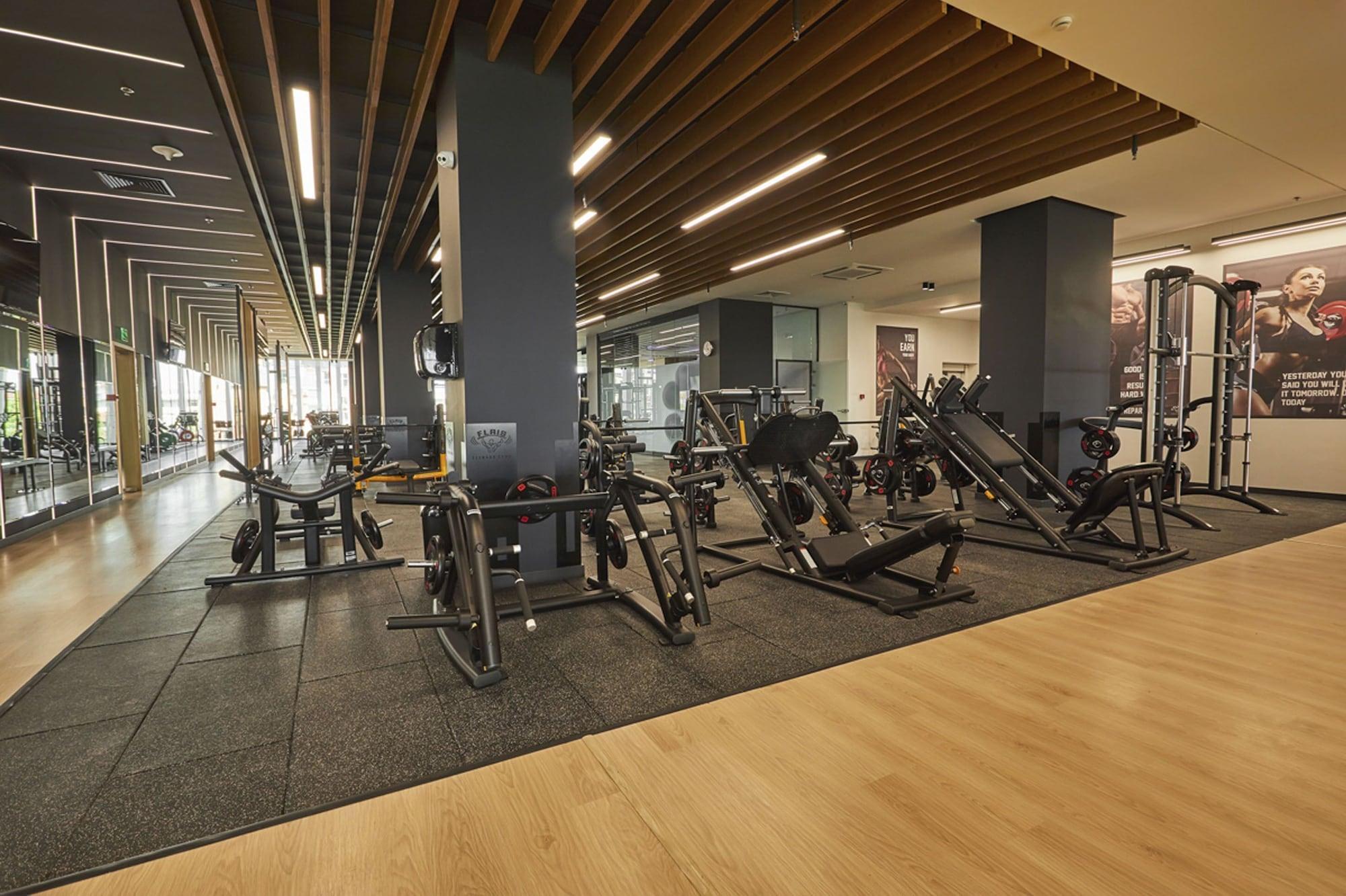 Grand Hotel Millennium صوفيا المظهر الخارجي الصورة The gym at the 1000m² Sports and Wellness Centre